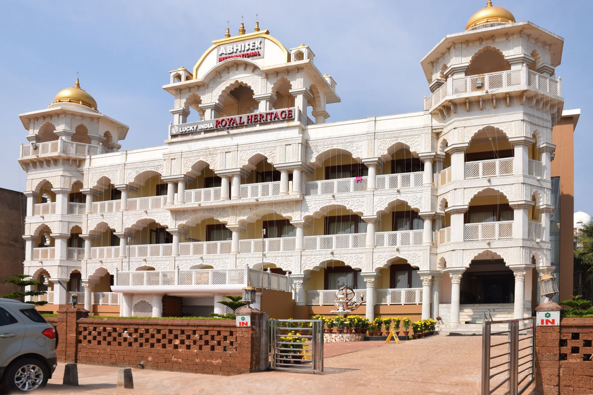 Lucky India Royal Heritage ปูรี ภายนอก รูปภาพ
